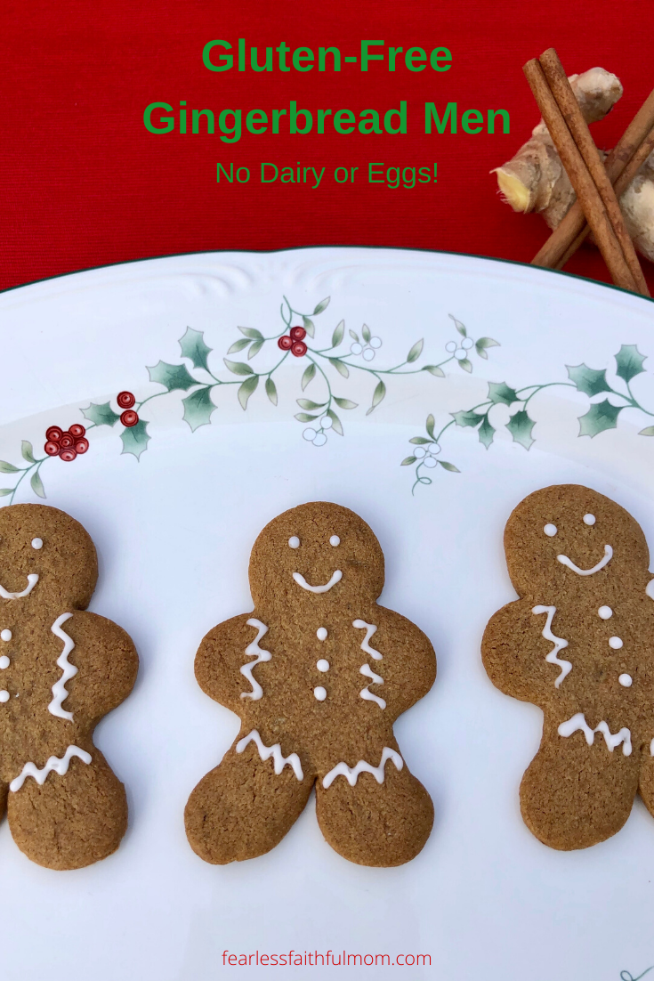 Make sure nobody gets left out this Christmas by using this gluten-free gingerbread men recipe that's naturally free from dairy and eggs! #glutenfree #gingerbread #vegan