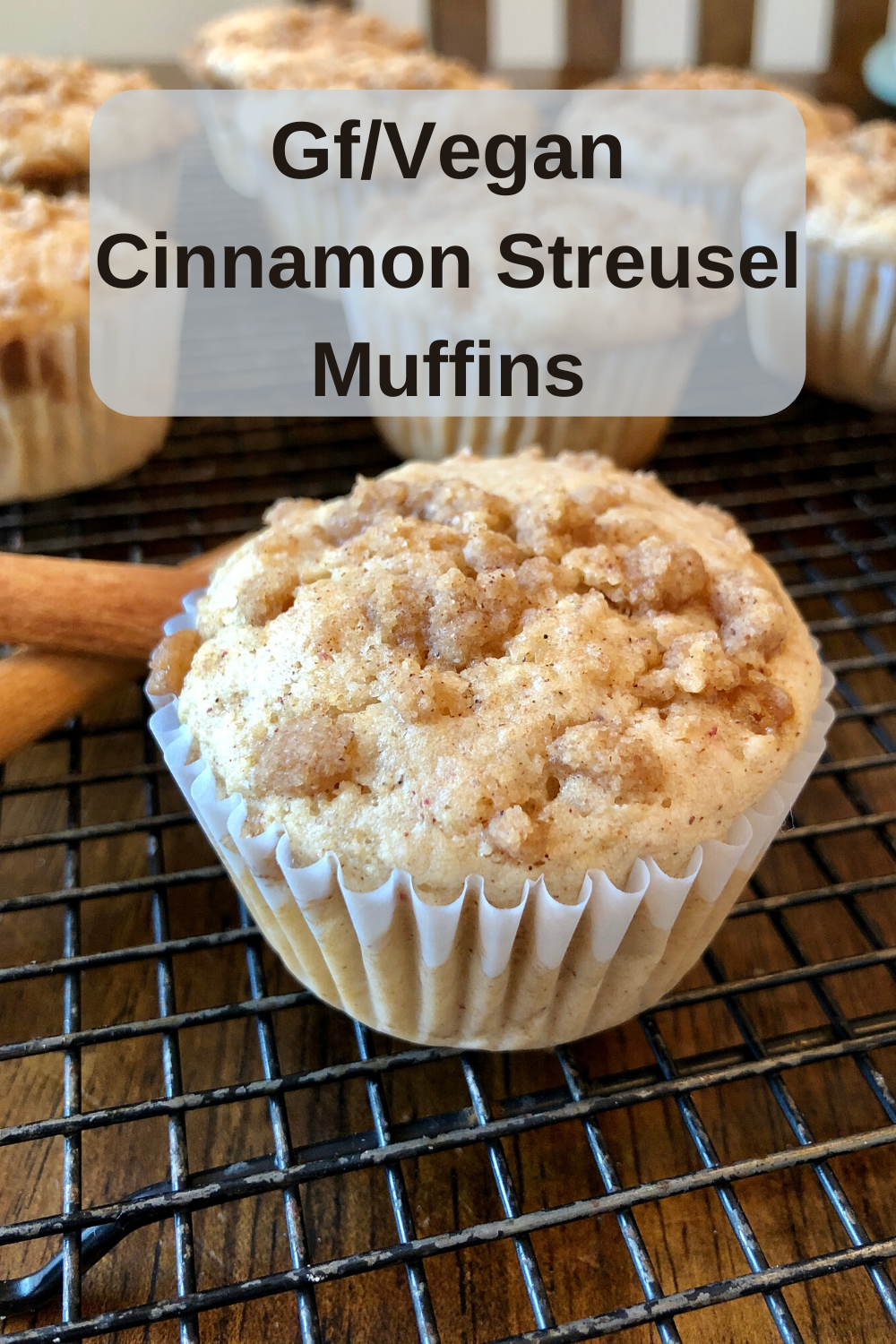 This #glutenfree #vegan cinnamon streusel muffin recipe is just what you need for brunch!